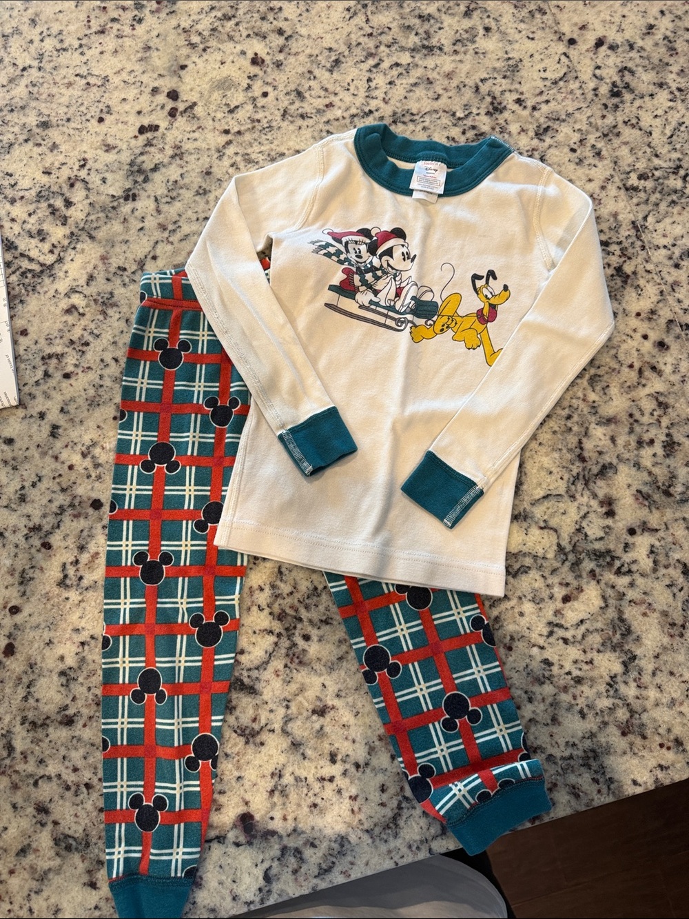 Hannah Andersson Disney Kids White and Teal Mickey & Pluto Holiday Pajama Set